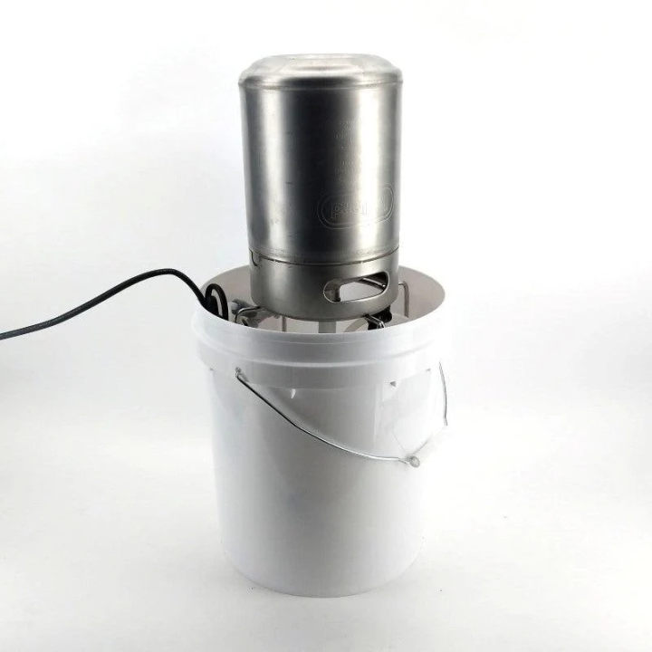 Lava-Barris e Fermentadores Bucket Blaster KegLand