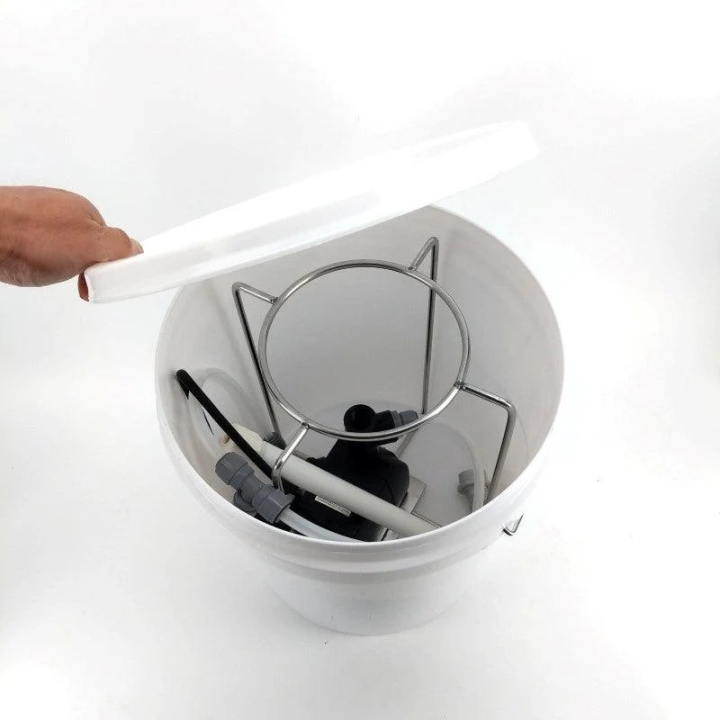 Lava-Barris e Fermentadores Bucket Blaster KegLand