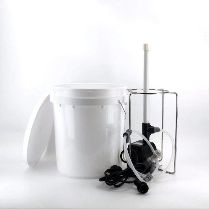 Lava-Barris e Fermentadores Bucket Blaster